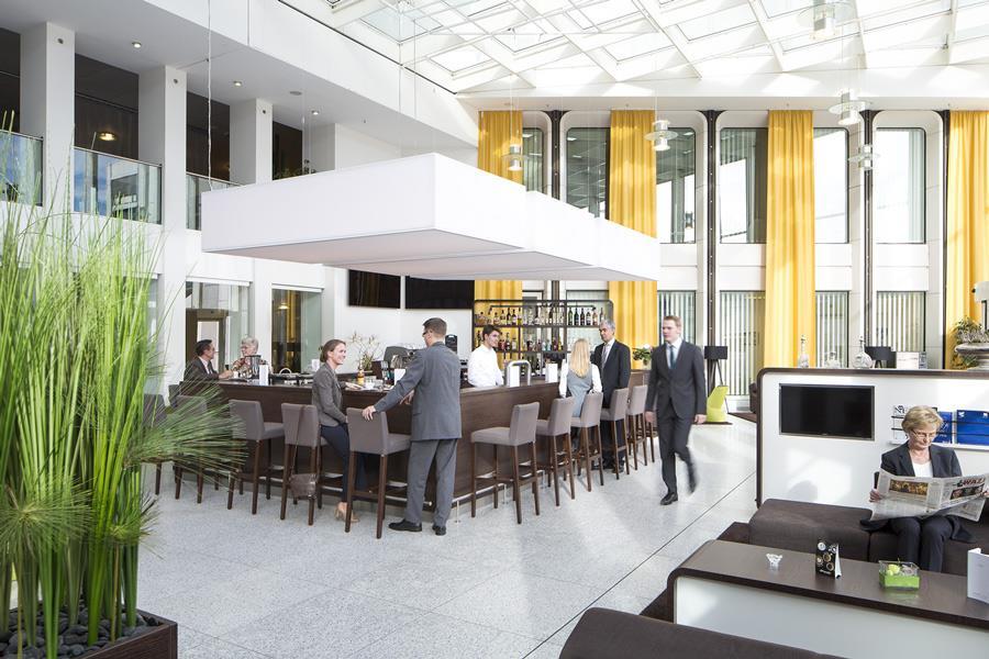 Webers - Das Hotel Im Ruhrturm Эссен Ресторан фото